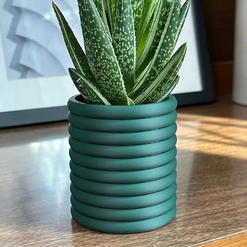 The Tech Planter: Stylish Design with Hidden Drip Tray